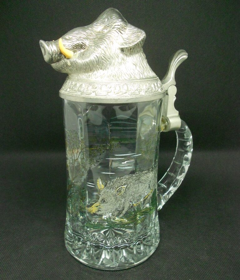 Vintage German Glass Beer Stein Wild Boar Head Pewter Lid 0,5 L / 16.9